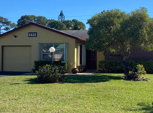 6121 Rainbow Cir, Greenacres, FL 33463