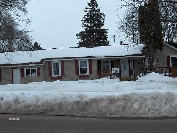 1st image of 108 Pond St