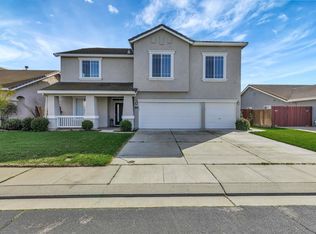 712 Wynyard Cir, Manteca, CA