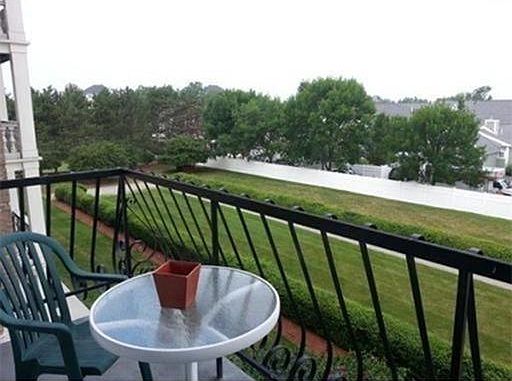 3rd image of 100 Marina Dr APT 305