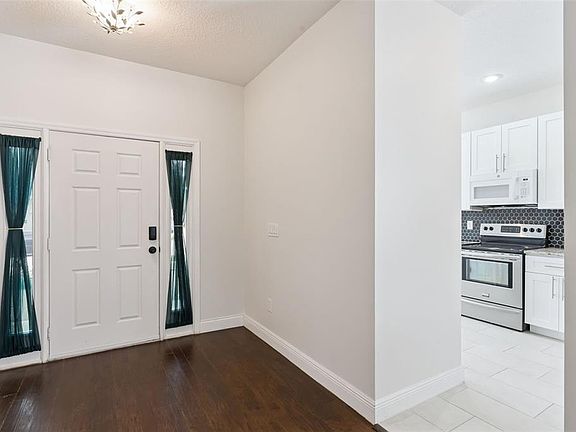 3rd image of 1008 MAGNOLIA BLOSSOM COURT