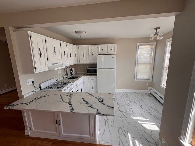 1st image of 44 Spring St APT 2