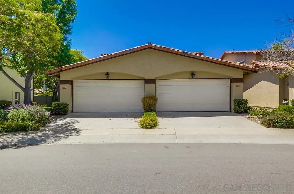 4 bed, 3.0 bath, 1767 sqft, $6,000 — Photo 3