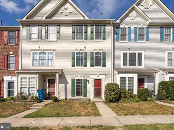43539 Kiplington Sq, Chantilly, VA 20152