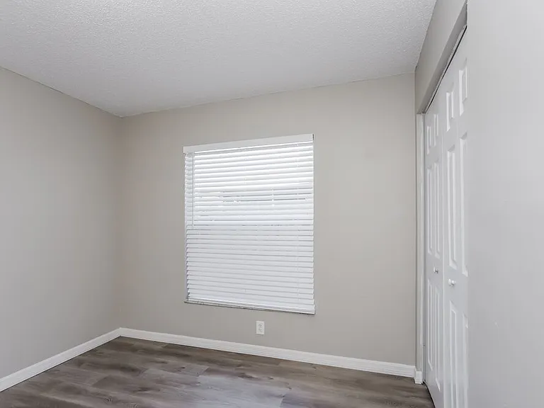 1217 Etchfield Cir — Photo 10