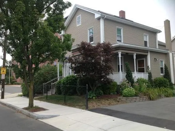 17 Court St, Medford, MA 02155