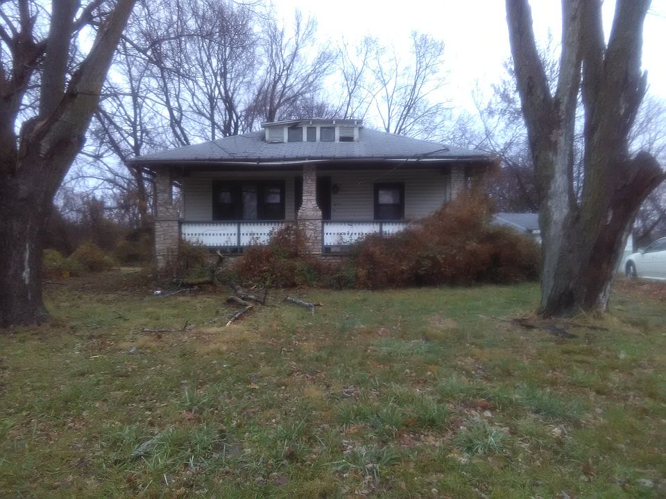 1st image of 2751 N 75th Ter