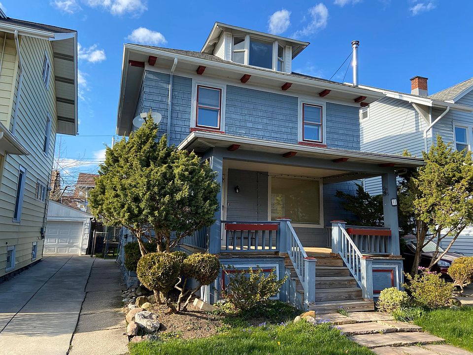 1st image of 31 Taft Pl