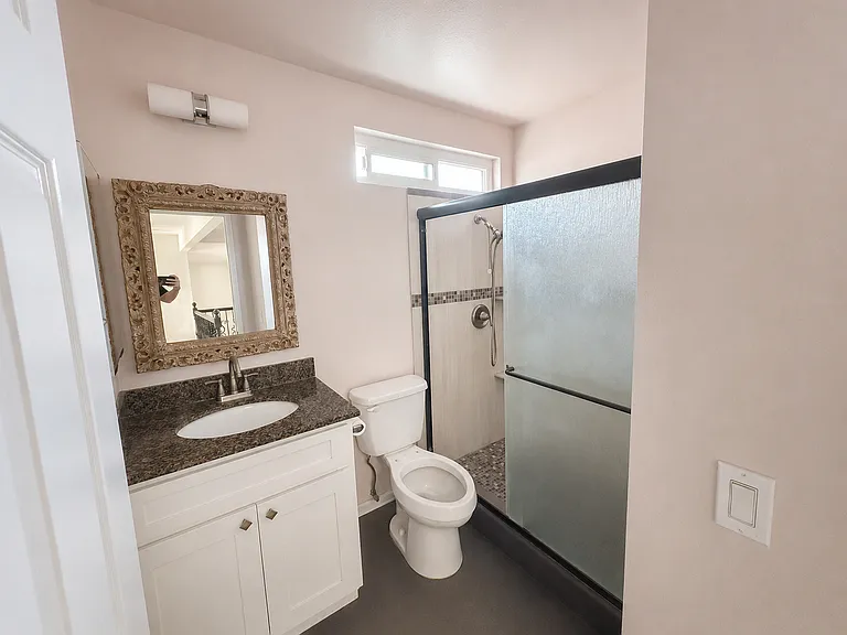 2500 Potrero Ave — Photo 10