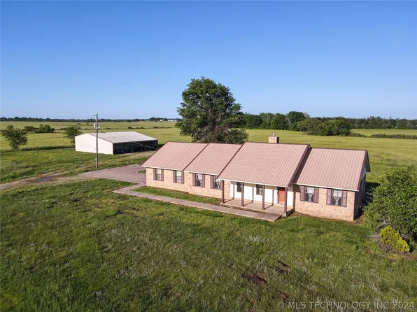105595 S 4240th Rd, Checotah, OK 74426