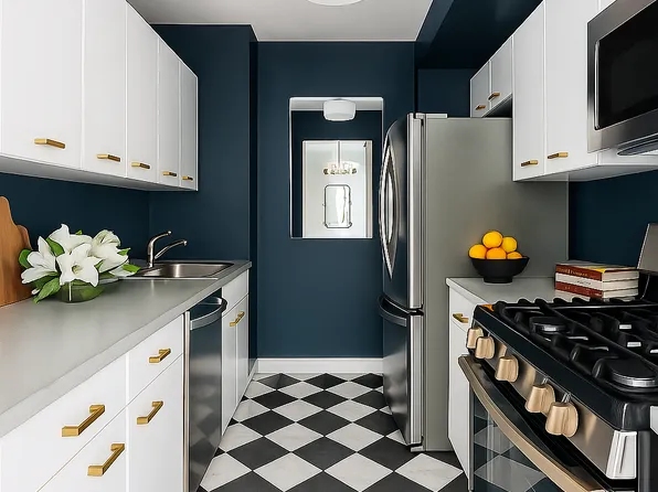 2 South End Avenue image 5 of 16