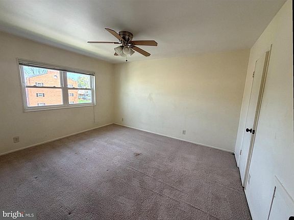 4th image of 120-5 Washington St NE Unit 9