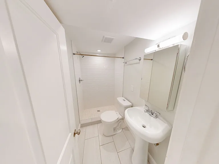 4023 New Hampshire Ave NW — Photo 10