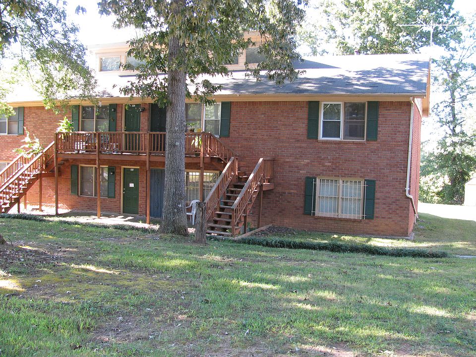 2nd image of 1911 Patterson Ct