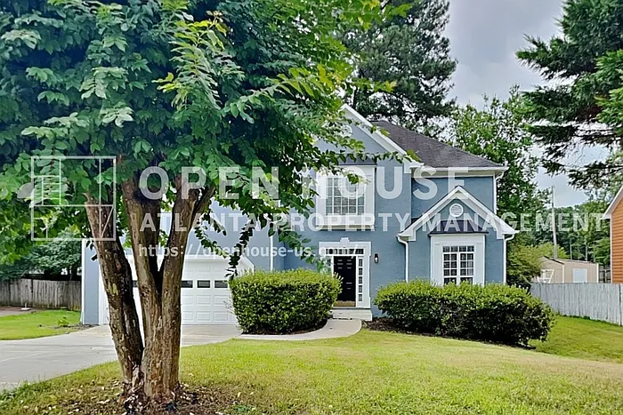 2305 Luther Ter SW — Photo 1