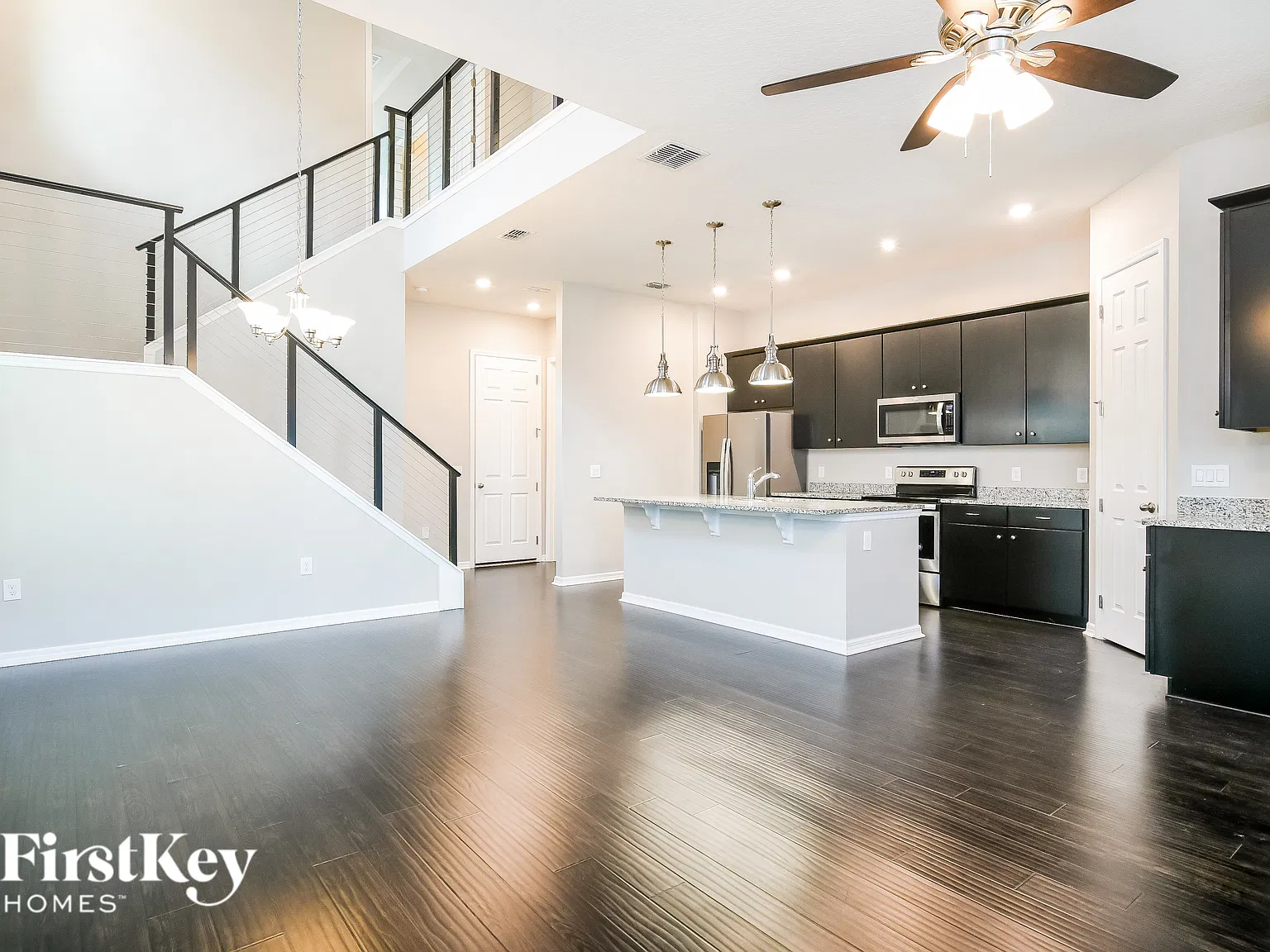 3 bed, 2.5 bath, 1744 sqft, $2,955 — Photo 4