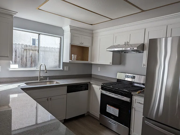 4497 Snowberry Ct — Photo 3