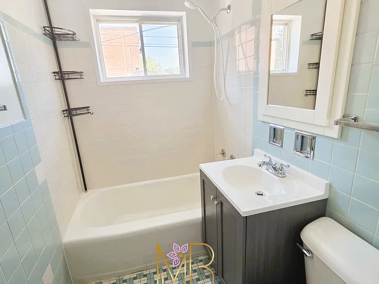 8460 Skokie Blvd #1 — Photo 16