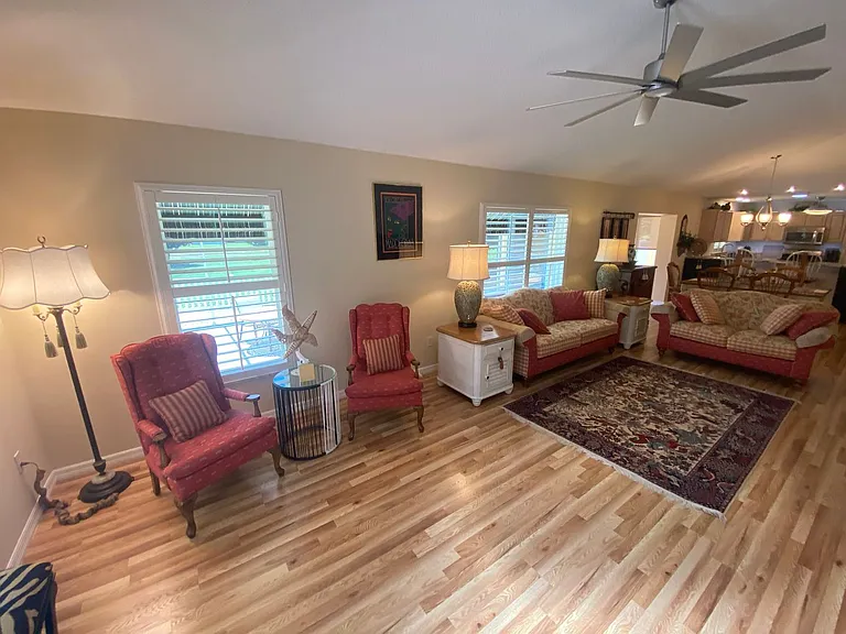 3301 Archer Ave — Photo 13
