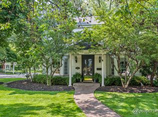 2028 Fir St, Glenview, IL 60025
