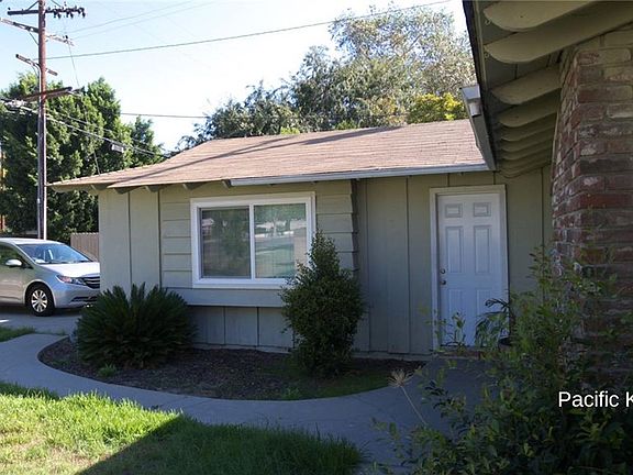4th image of 1008 E Longden Ave