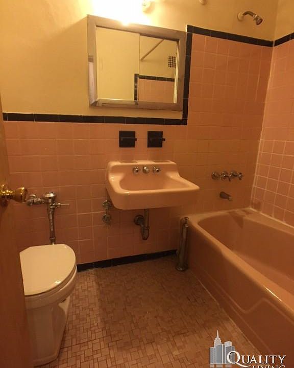 2nd image of 2935 Wilkinson Ave APT 1C