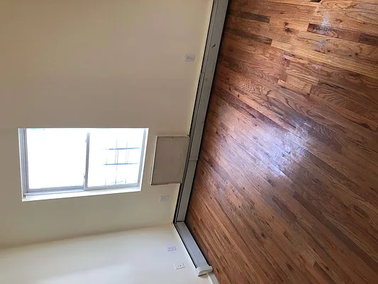 Rented by PMG Real Estate  | media 8