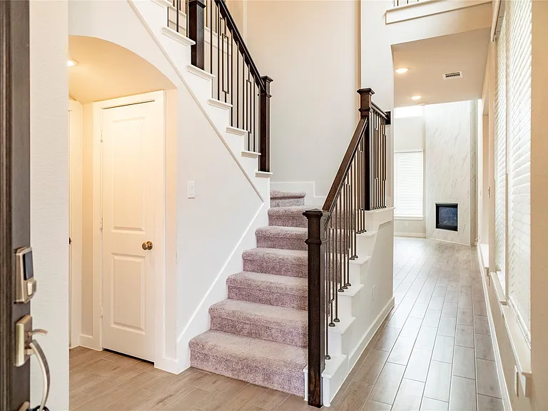 6526 Bramble Cove Ln — Photo 15