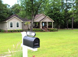 107 Gardenia Dr, Lucedale, MS 39452