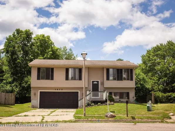 2825 Leyburn Ct, Lansing, MI 48911