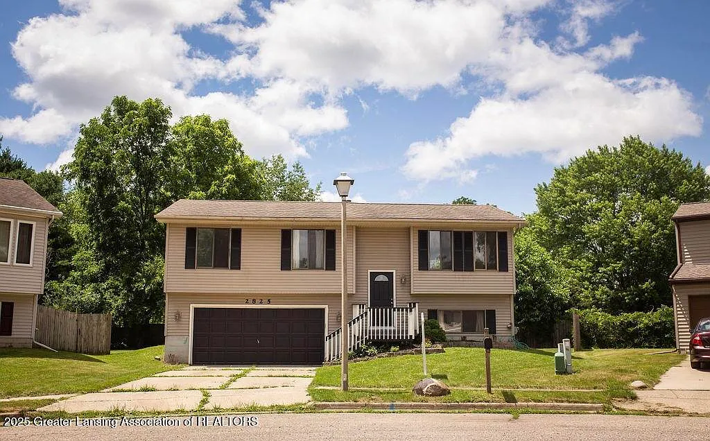 2825 Leyburn Ct photo 1
