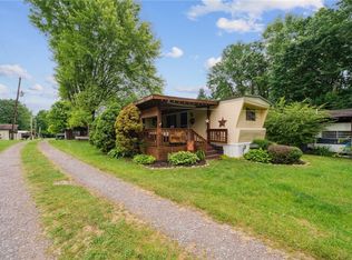 102 Lippencott Rd, Confluence, PA 15424