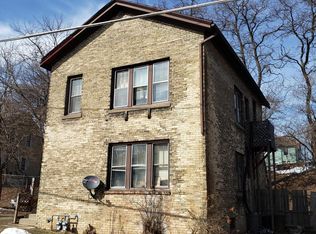 914 Prospect St, Racine, WI 53404