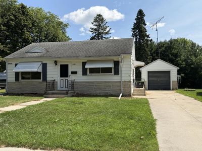 2332 Van Buren STREET, NEW HOLSTEIN, WI, 53061