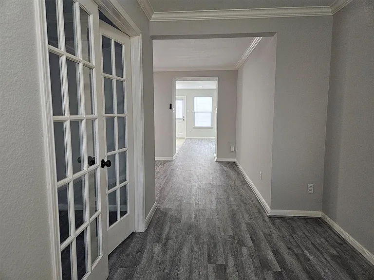 1130 Concord Pl — Photo 7