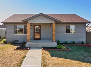 1237 Fairbanks Dr, Box Elder, SD 57719