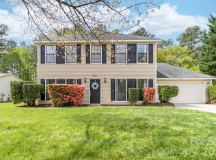 11001 Fox Mill Ln, Charlotte, NC 28277