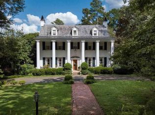 3520 Hawthorn Dr, Jackson, MS 39216