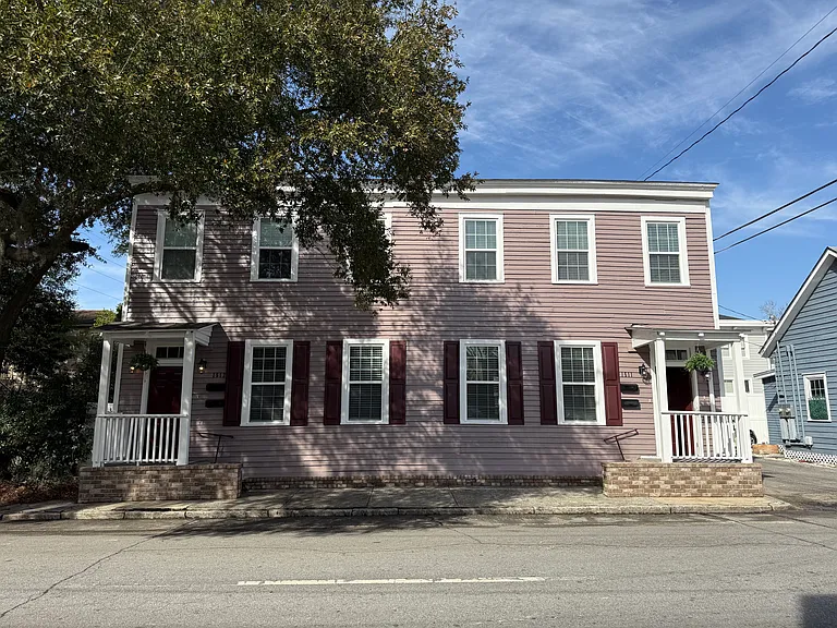 1511 Whitaker St #B — Photo 1