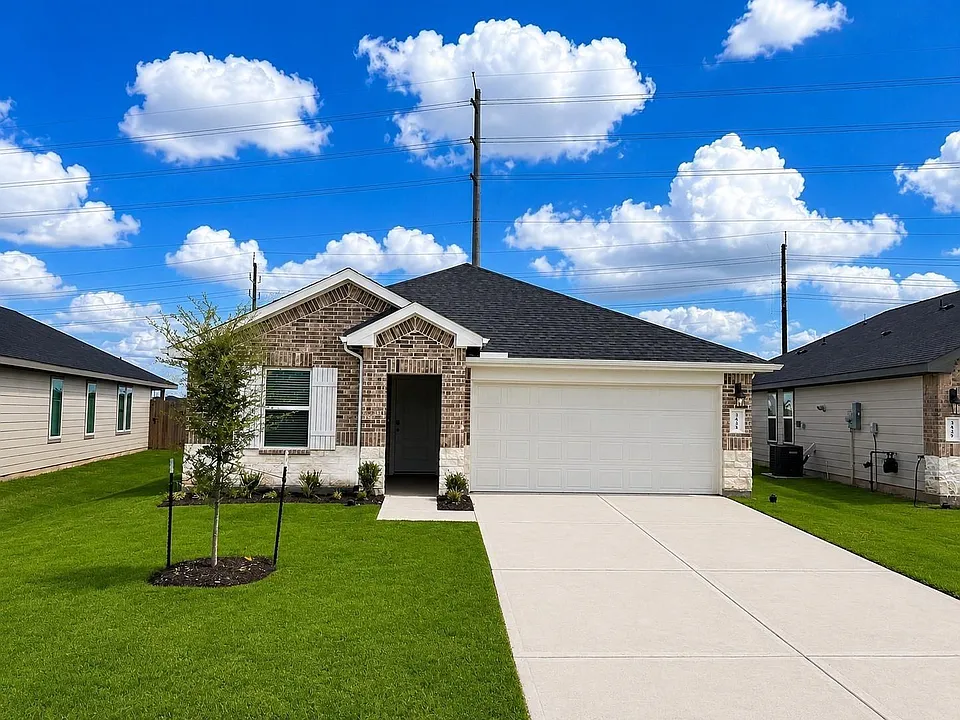3831 Turnpike Dr