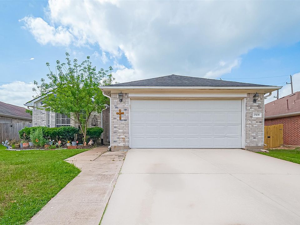 1st image of 17039 Gleneviss Dr