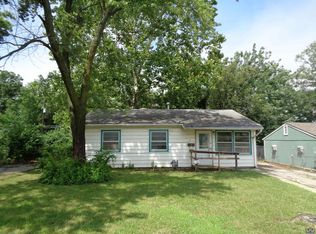 1915 SE Pennsylvania Ave, Topeka, KS 66607