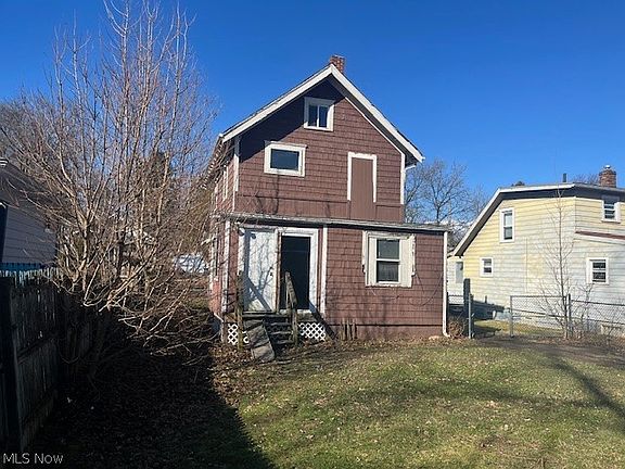 3rd image of 973 Nevin St