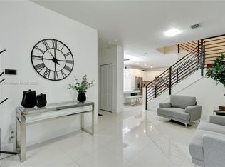 9182 SW 5th Ln, Miami, FL 33174