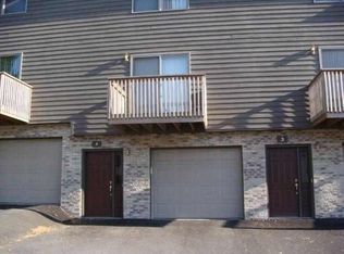 1080 Willowdale Rd, Morgantown, WV 26505