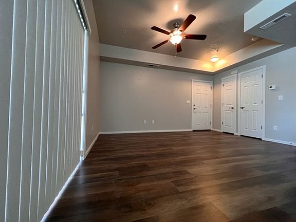 4th image of 801 E Ensolarado St #2