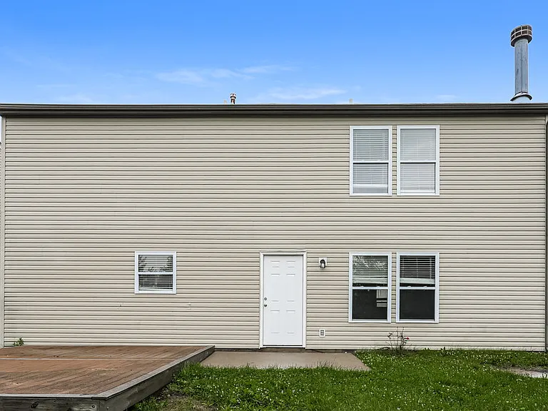 333 Sunburst Ln — Photo 17