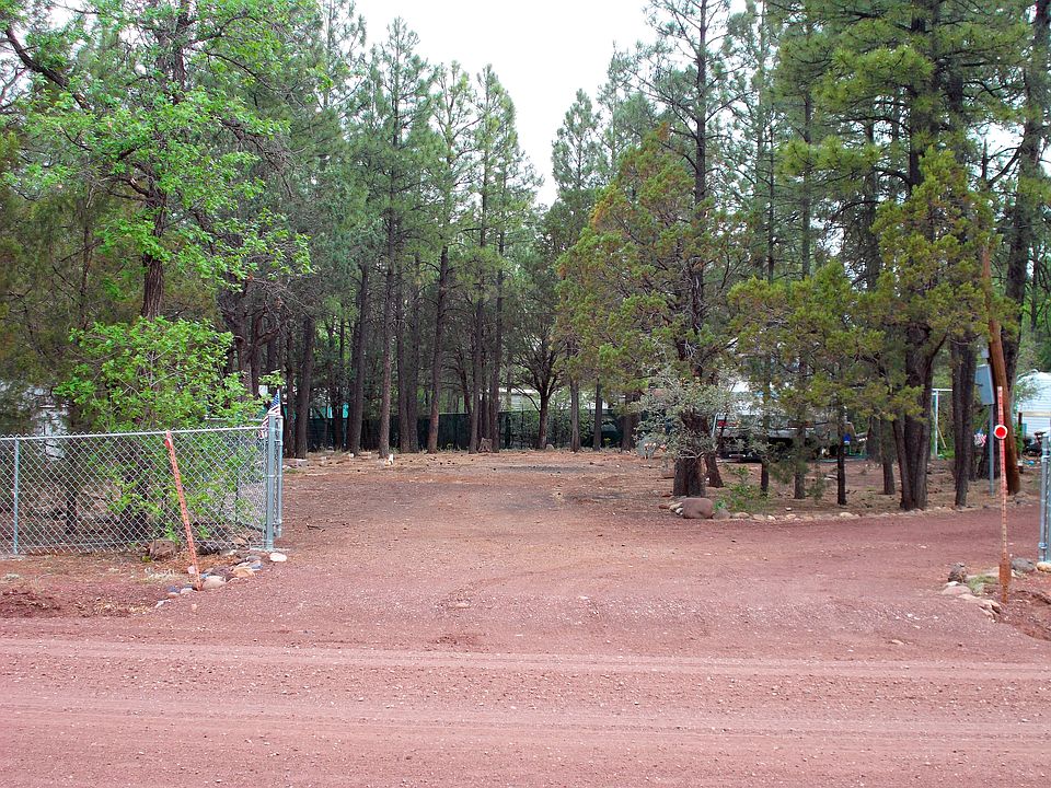 2nd image of 3530 Petes Retreat Rd
