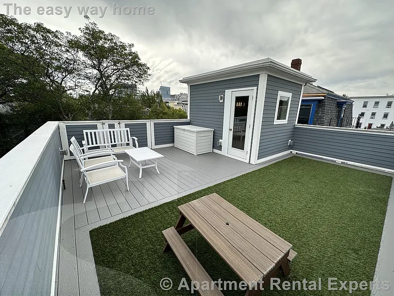 315 Windsor St #2A — Photo 4