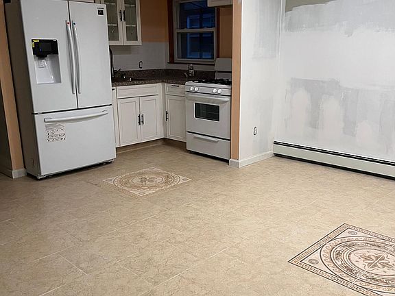 2nd image of 162-29 89th St #1